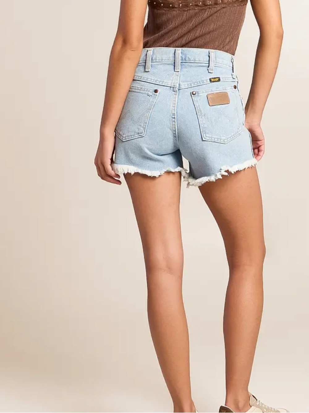 Wrangler 4” Frayed Shorts